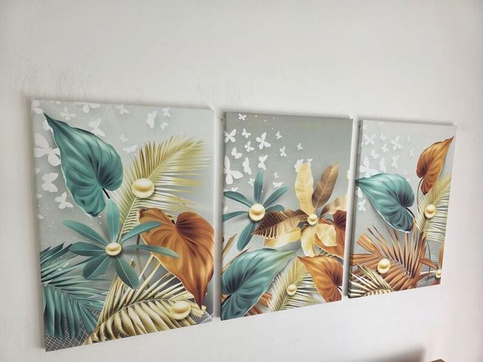 3 framed printed canvas 35x55cm