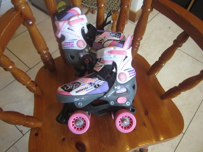 KIDS skates.....size 11-13      eur 29-32