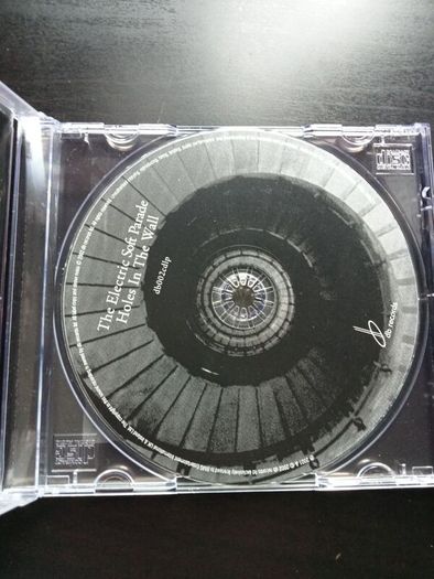 The electric soft parade - Holes in the Wall CD