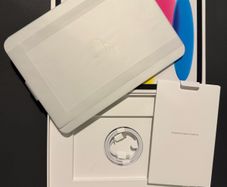 ipad 11,256GB (A16) Brand New Opened 1 Day old Apple warranty Till June /2027 .