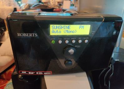 Roberts Radio player