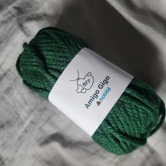 Hobbii Amigo giga knitting crochet yarn bulky GREEN