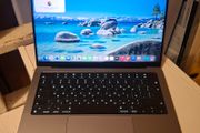 Apple MacBook Pro 14" M2 Max  32GB RAM / 1TB SSD  Hebrew &amp; English Keyboard