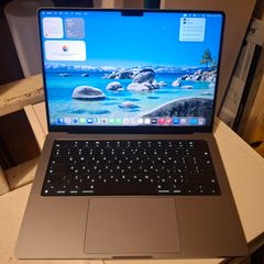 Apple MacBook Pro 14" M2 Max  32GB RAM / 1TB SSD  Hebrew & English Keyboard