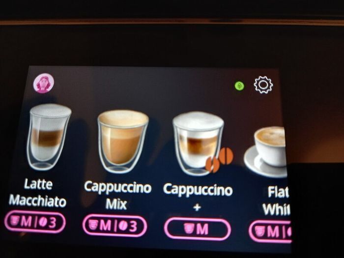 Delonghi Magnifica Plus Automatic Coffee Maker - Black