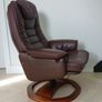 Leather Chair Image 7