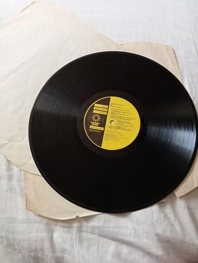 Golden Hour of Status Quo Vinyl LP