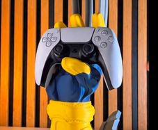 Clawed Hero Controller Holder | Gaming Display Stand for controller game
