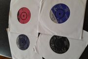 4 x Rare Rock / Pop 7" Singles from the 60s