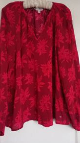 Fab Tommy Hilfiger Top Size 10 /12