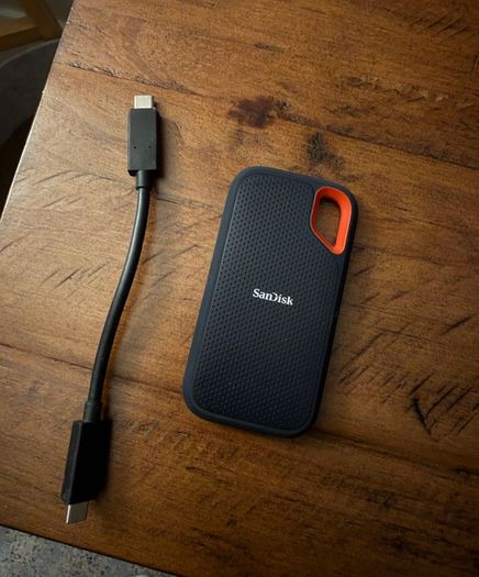Sandisk 2Tb Extreme Portable Ssd External Drive, Up To 1050 Mb/S Read, 1,000Mb/S Write, Usb-C, Solid State, Ip65 Rated for Dust and Water Resistance, Black