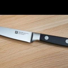 ZWILLING Knife 4" Professional S