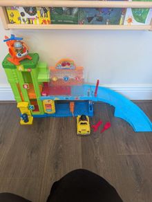 fisher price little people car wash garage