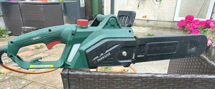 Chainsaw