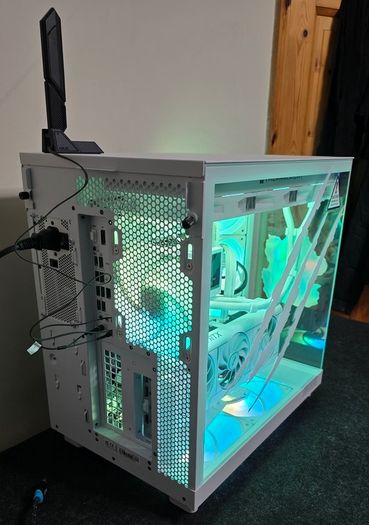 TeddyBear i7 Ultra RTX 5070 White Gaming PC