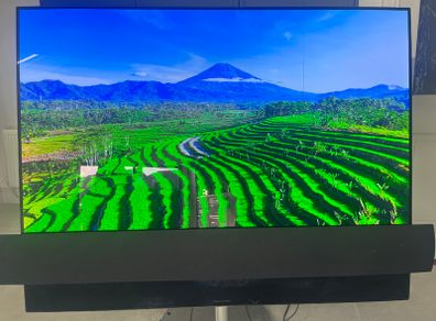 Bang & Olufsen TV & soundbar