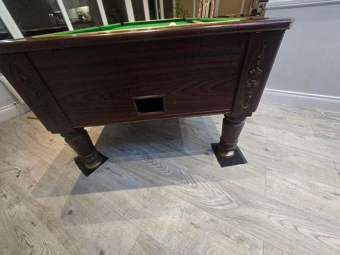 pool table