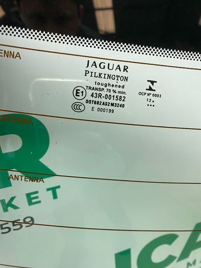 2013 Jaguar XF Rear Glass Windscreen