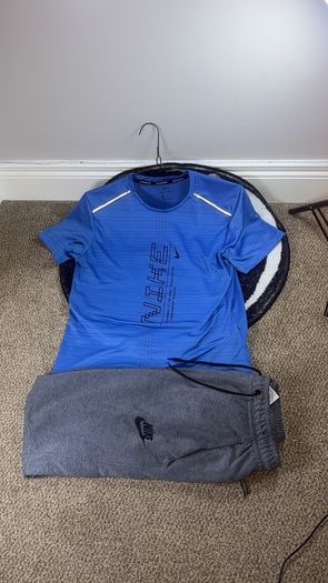 Nike Air Series 2 Piece Set