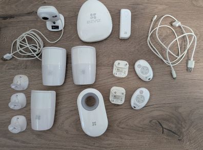 Ezviz A1 Internet Alarm Hub + detectors & camera