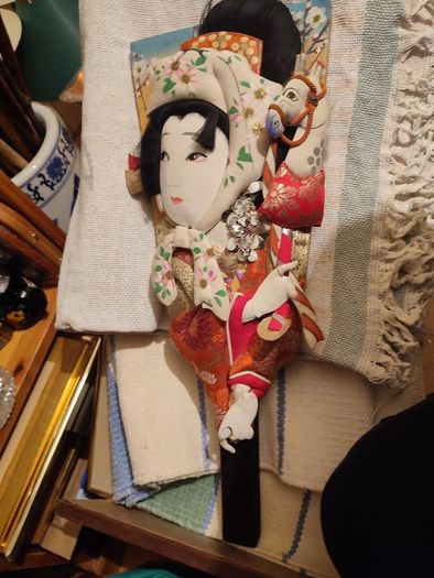 Rare find  Vintage Japanese traditional wooden paddle  HAGOITA  Geisha girl 18.1inch