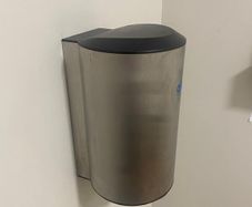 Commercial Hot air hand dryers