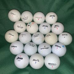 (20) White random branded golf balls