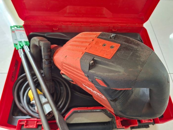 Hilti TE 700-AVR Sds Max Breaker 110v "Serviced"