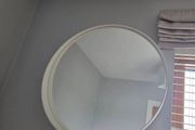 White Round Mirror