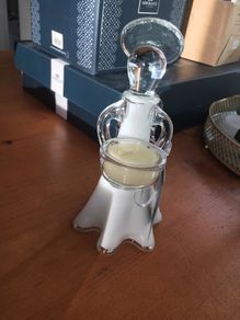 Tealight holder