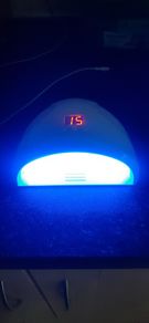 UV nail light..