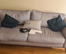 couch 5 months old like new paid 4000 for it now my mam wants a new one
