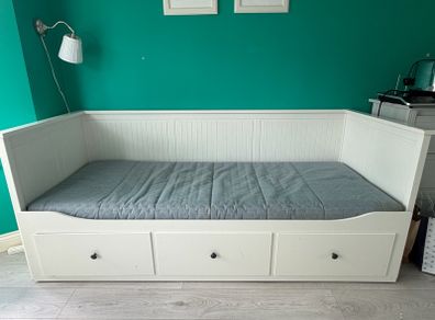 Ikea Hemnes Day Bed