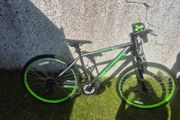 Boys Bike like new 9-11yr old