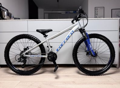 Carrera Luna Disc Junior Bike 24 inch