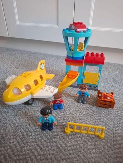 Duplo Police Fire station Airport Train