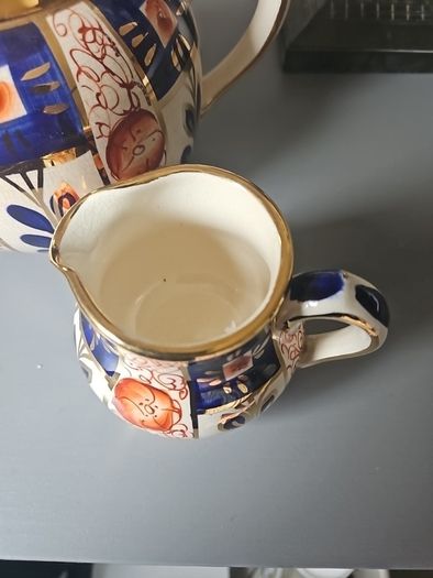 Sudlows china tea pot and milk jug