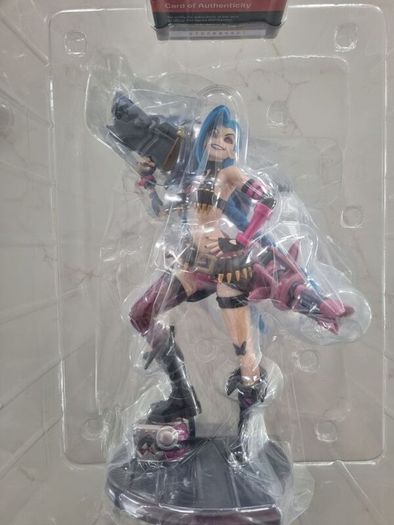 Jinx Unlocked Figure League of Legends Arcane Riot Games Game Statue