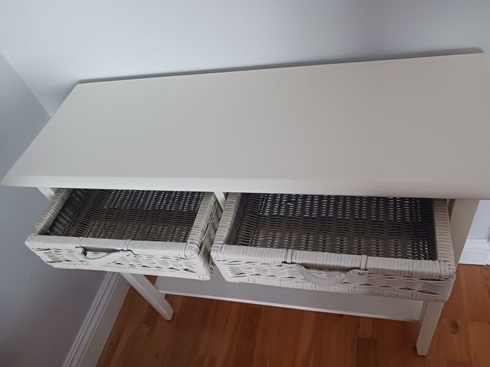 Hall table