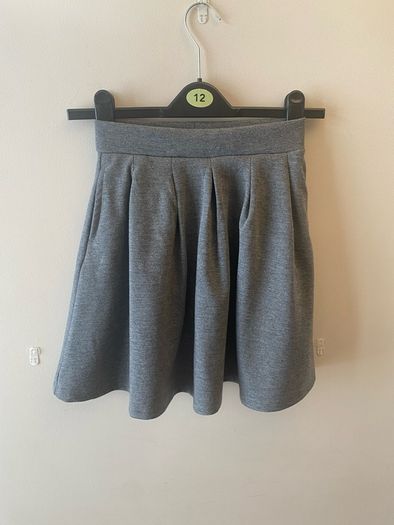 Lily & Dan grey skirt (new) age 9-10