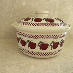 Nicholas Mosse Casserole Dish - Apple