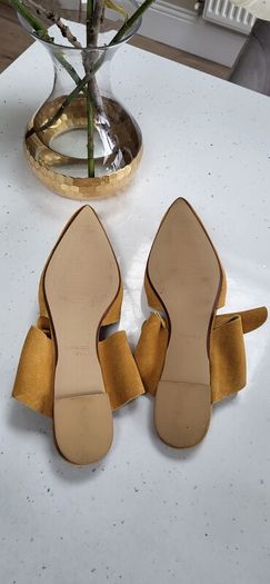 MANGO mustard suede mules with bow tie detail - Sz 41 - Fit 7.5 to 8 UK - Bnwt Rrp 59.99