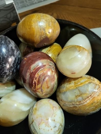 Eggs quartz agate 10 euro each