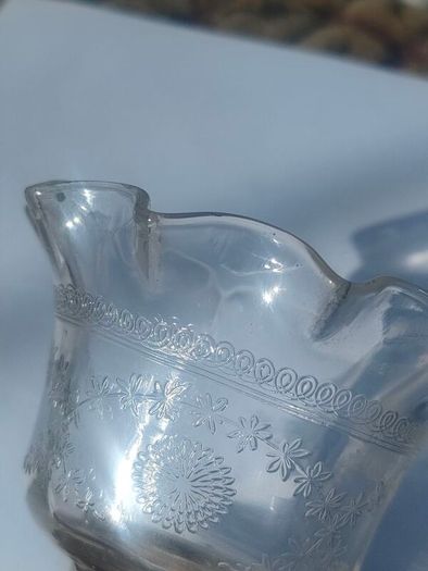 Art nouveau glass vase on Chester Sterling base