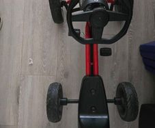 Kids pedal go kart
