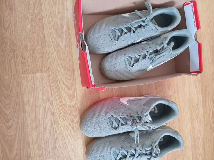 Brand new Nike gato size 7.