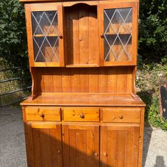 Beautiful Solid Pine Welsh Dresser