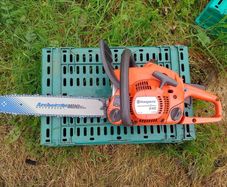husqvarna 240 chainsaw, new bar chain