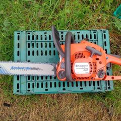 husqvarna 240 chainsaw, new bar chain