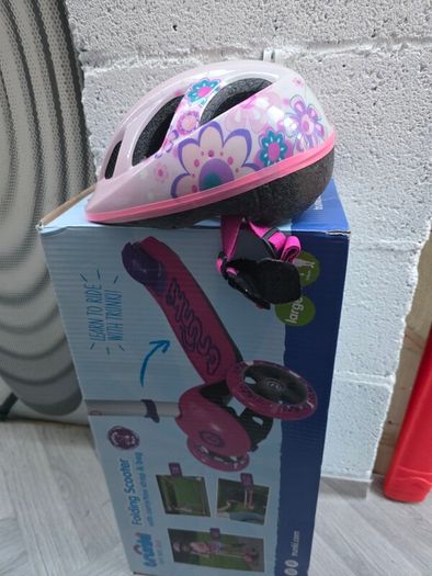 Trunki Folding Scooter Large Excellent Condition